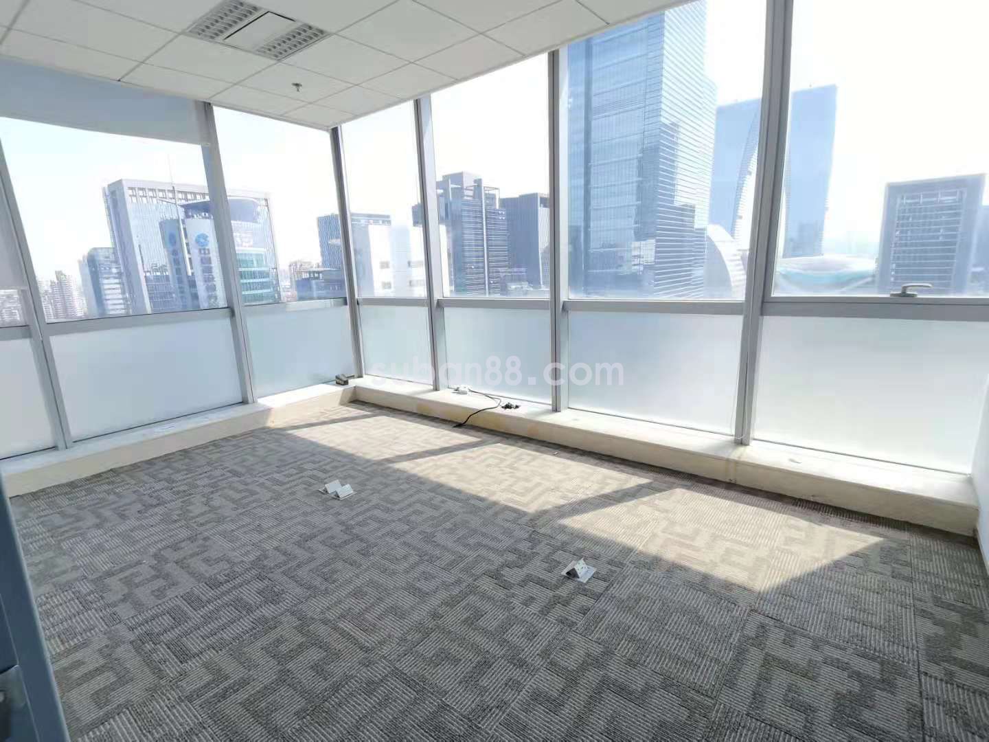 環(huán)球188財富中心
