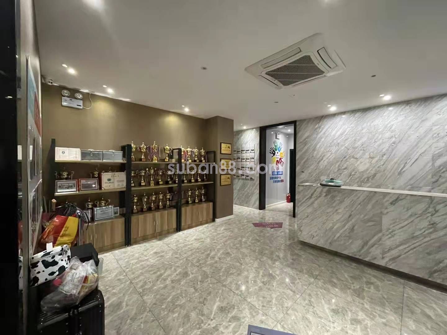 蘇州市高新區 濱河路地鐵口 精裝出租
