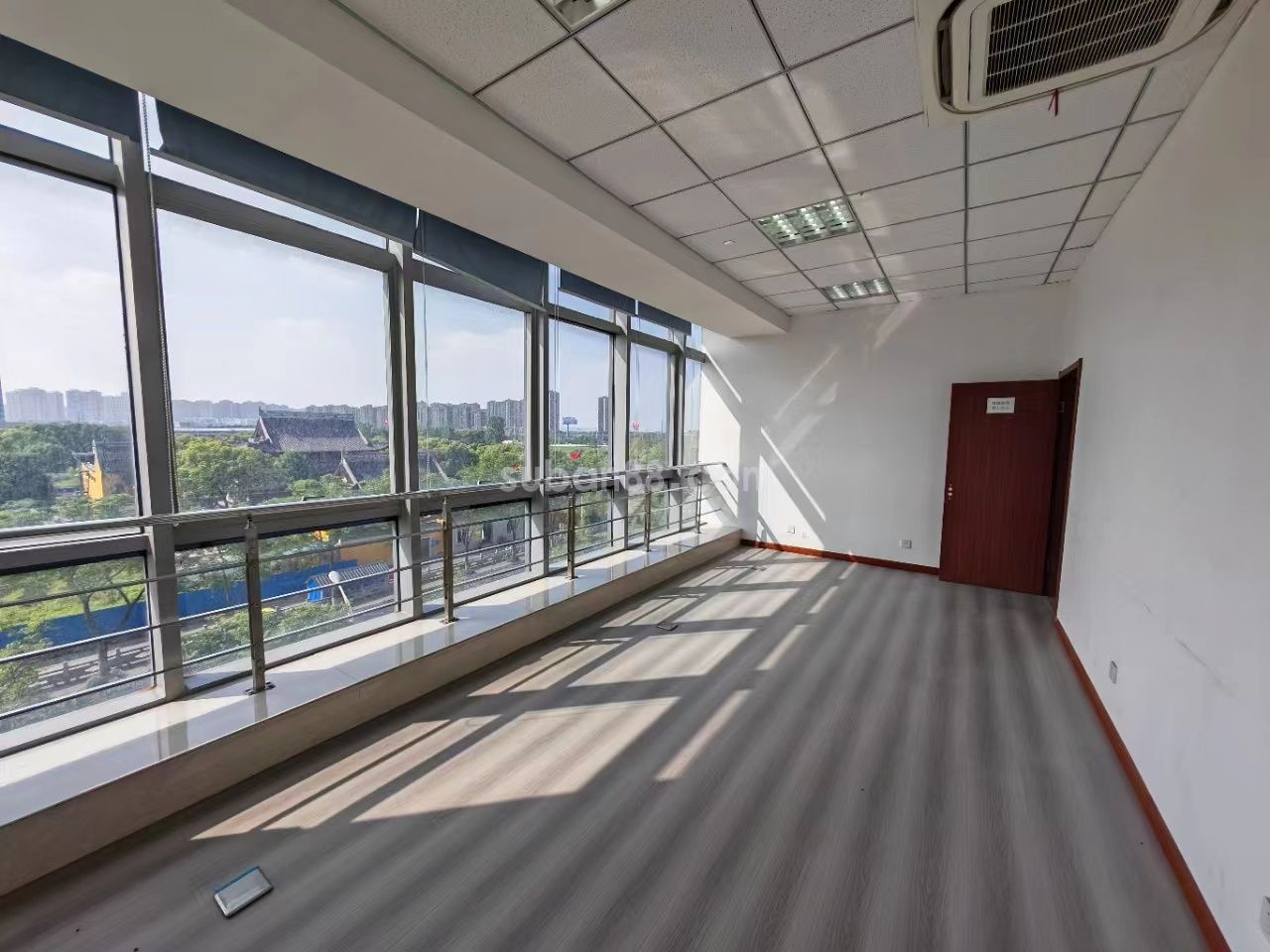 蘇州市姑蘇區(qū)城市照明大廈精裝招租